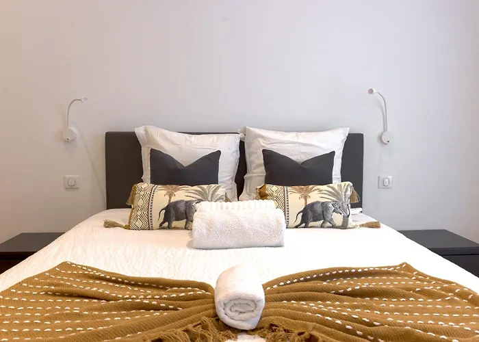 L\'Elegance Rue D\'Antibes - Palais & Plages - 200 M Croisette - Parking Prive - Clim - Wifi