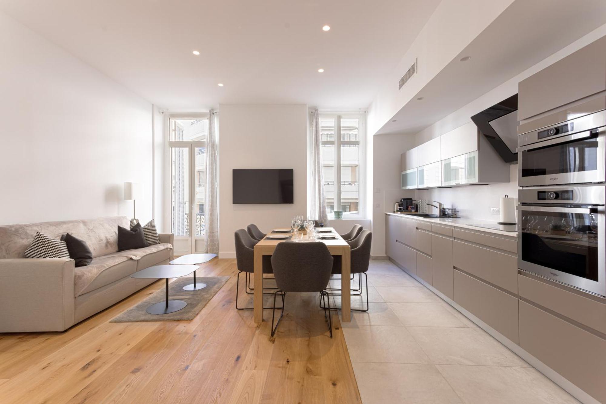 L'elegance Rue D'antibes - Palais & Plages - 200 M Croisette - Parking Prive - Clim - Wifi Appartement Cannes
