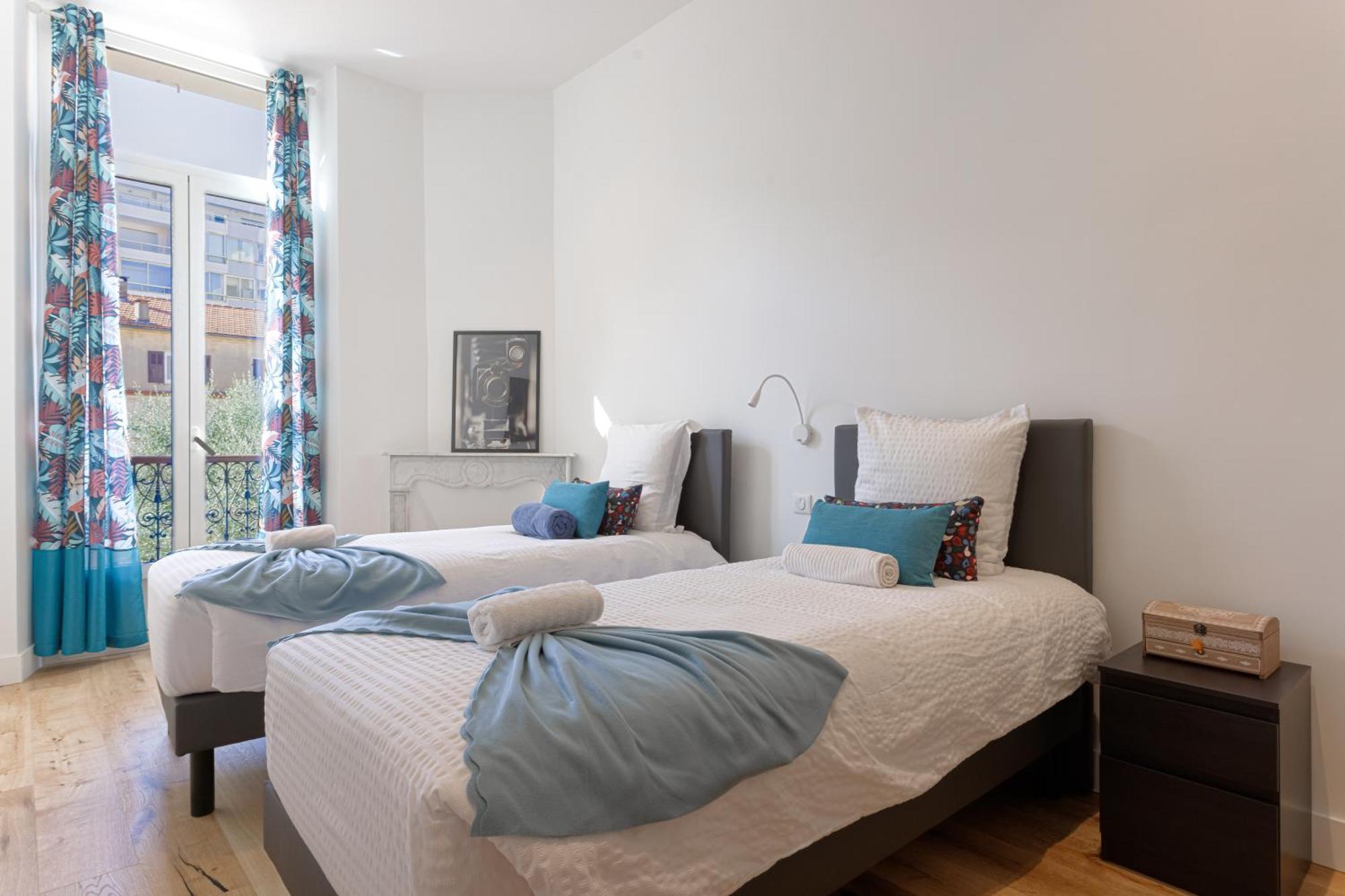 Apartment L'elegance Rue D'antibes - Palais & Plages - 200 M Croisette - Parking Prive - Clim - Wifi Cannes